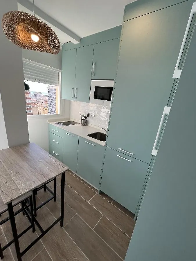Tar11D: Sea View Studio with Smart TV in City Center Torremolinos